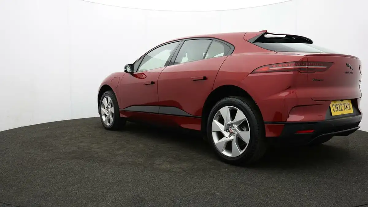2022-jaguar-i-pace-ev400-se-big-69