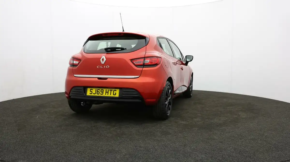 2019-renault-clio-09-tce-play-90ps-big-73