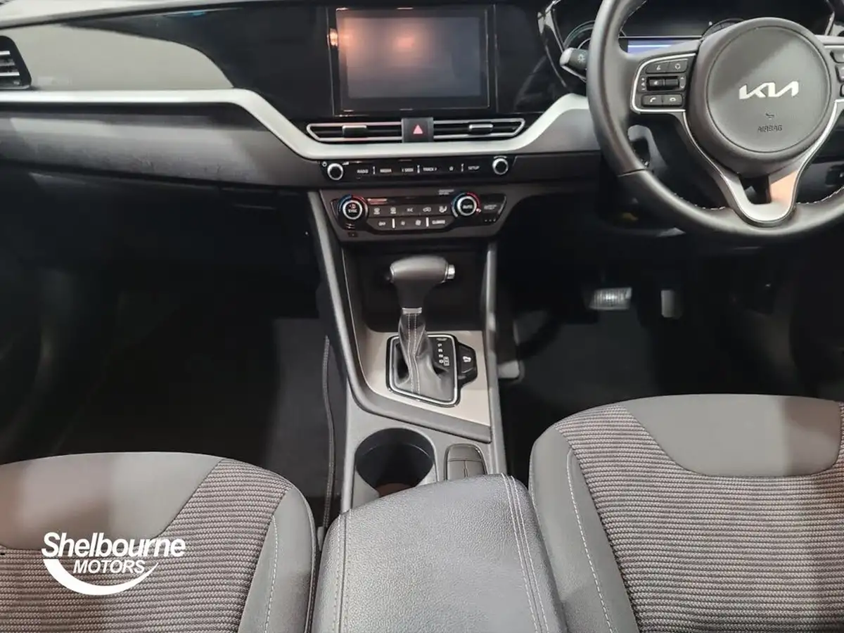 2022-kia-niro-16-gdi-2-139bhp-156kwh-big-15