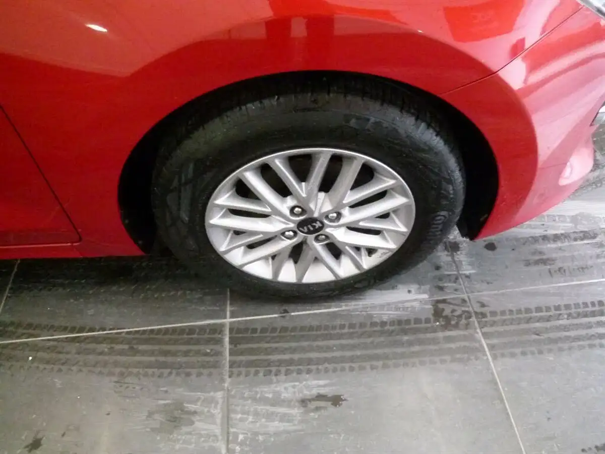 2018-kia-rio-14-2-isg-big-12
