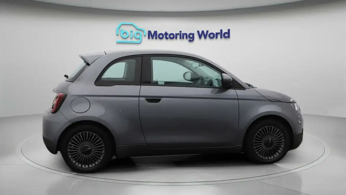 2022-fiat-500-e-icon-117bhp-big-8