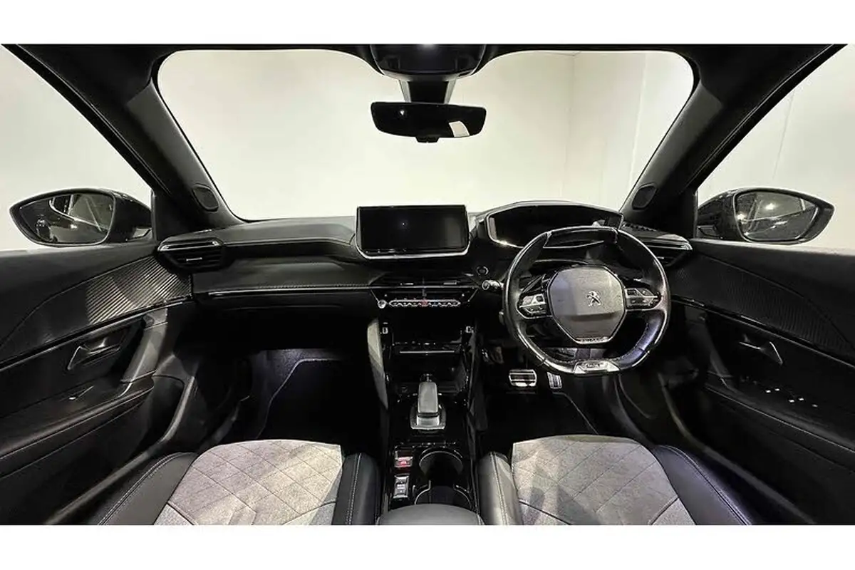2021-peugeot-2008-suv-e-gt-premium-big-1