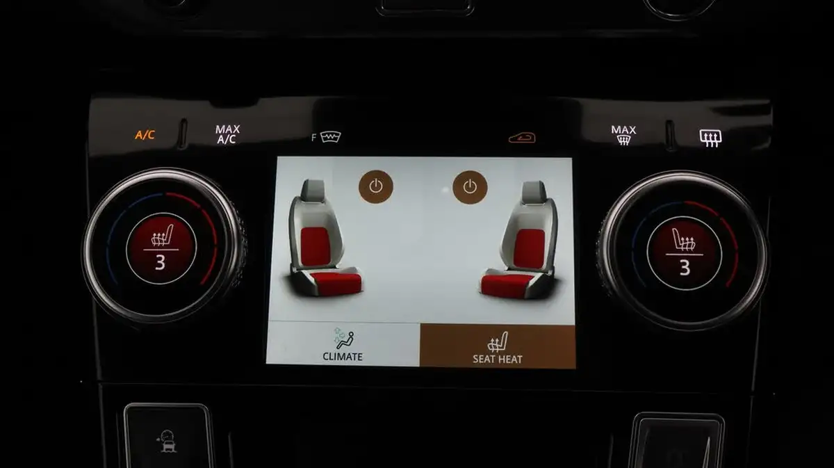 2021-jaguar-i-pace-ev400-hse-big-19