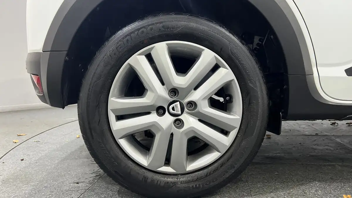 2021-dacia-sandero-stepway-10-tce-comfort-90bhp-big-19