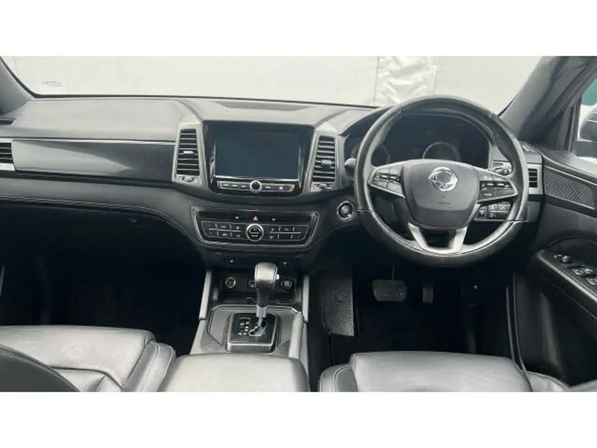 2021-kgm-ssangyong-musso-22td-saracen-181pseu6dt-awd-auto-big-9