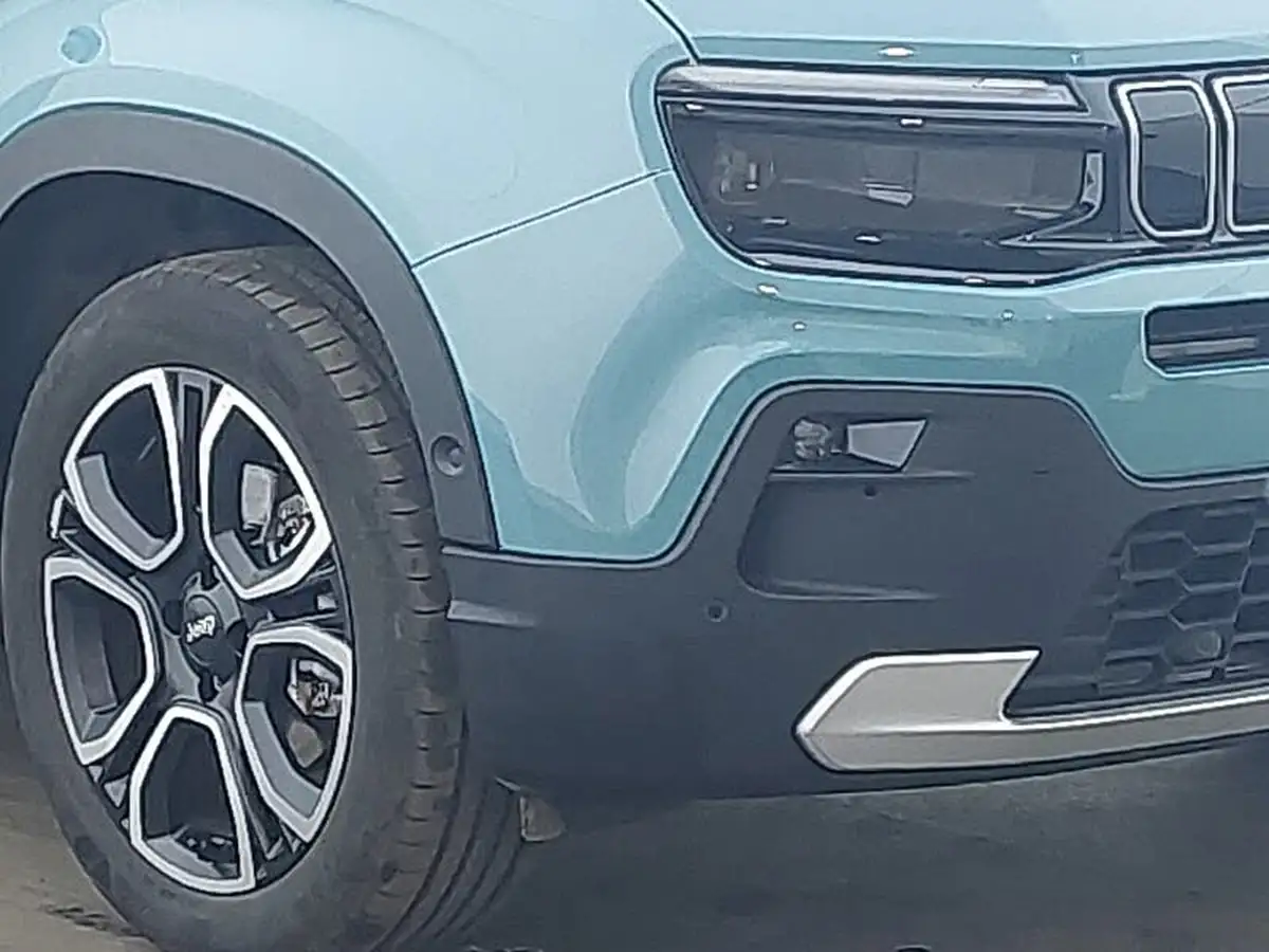 2024-jeep-avenger-12-gse-summit-e-hybrid-48v-auto-big-8