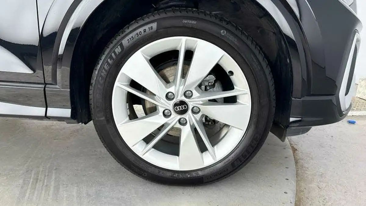 2024-audi-q2-10-30-tfsi-s-line-116ps-big-4