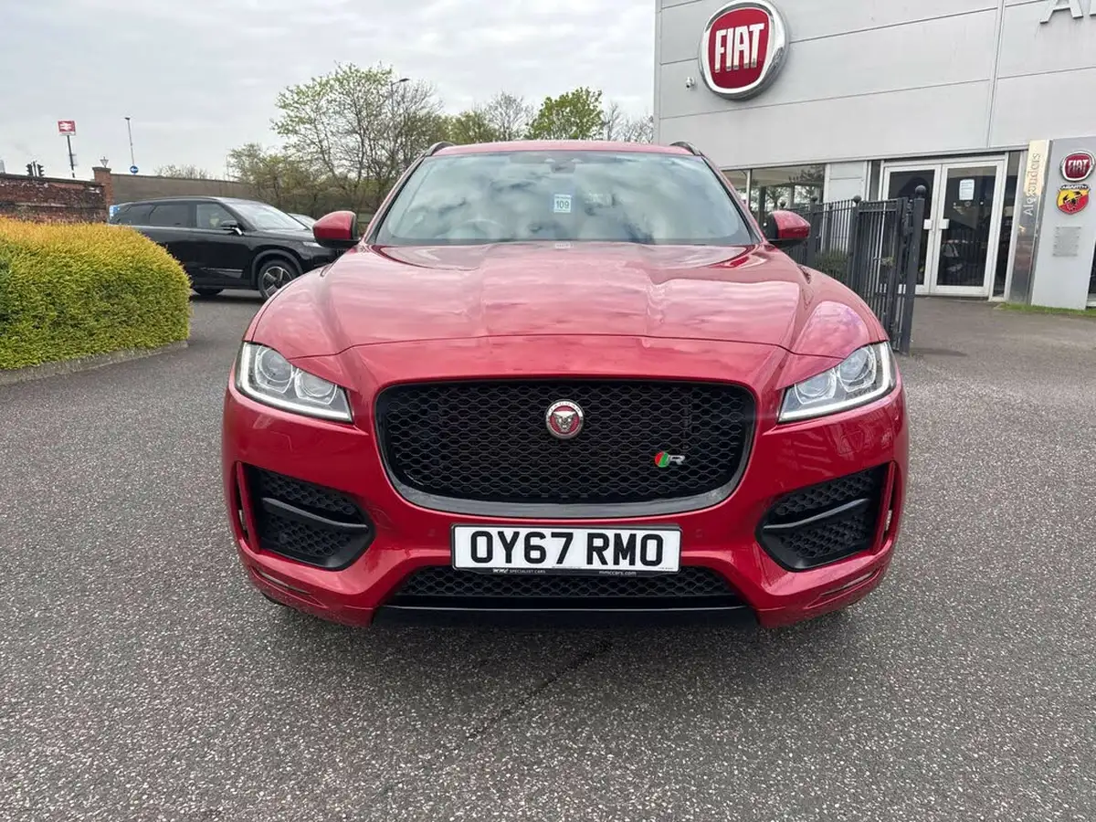 2017-jaguar-f-pace-20-i4d-r-sport-240ps-awd-ss-auto-big-1