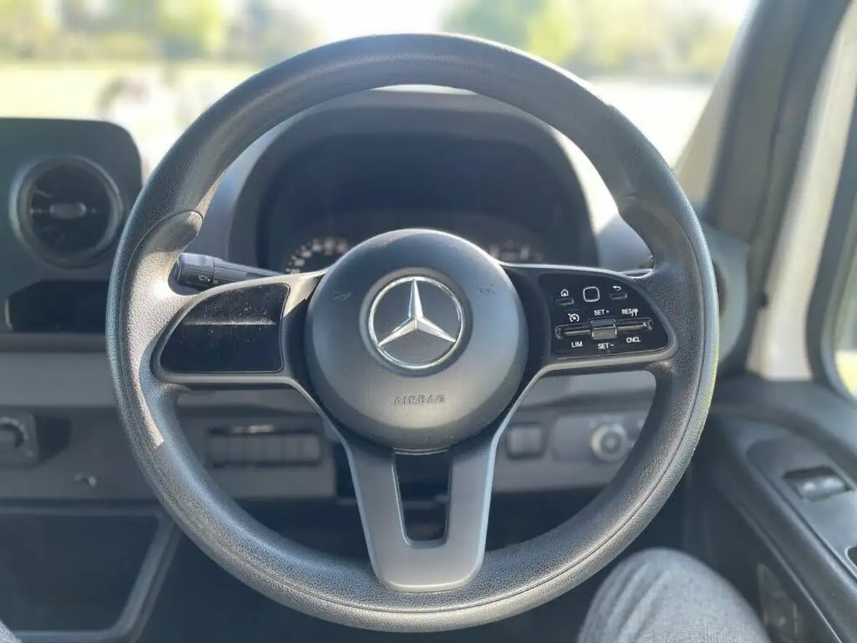 2019-mercedes-benz-sprinter-21cdi-314-l2h1-143pseu6b-chassis-cab-rwd-eco-gear-360-big-17