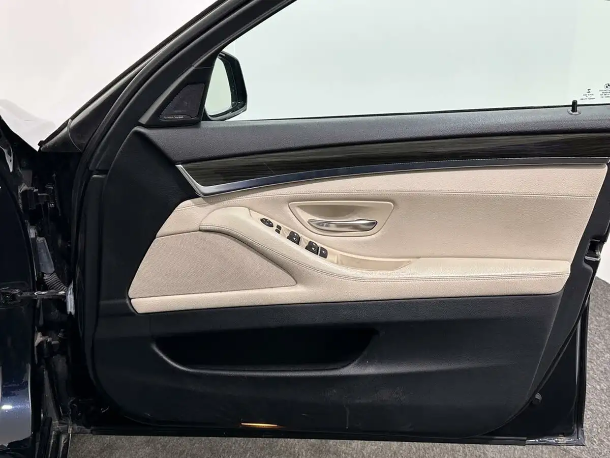 2015-bmw-5-series-20td-520d-m-sport-190bhp-saloon-4d-auto-big-31