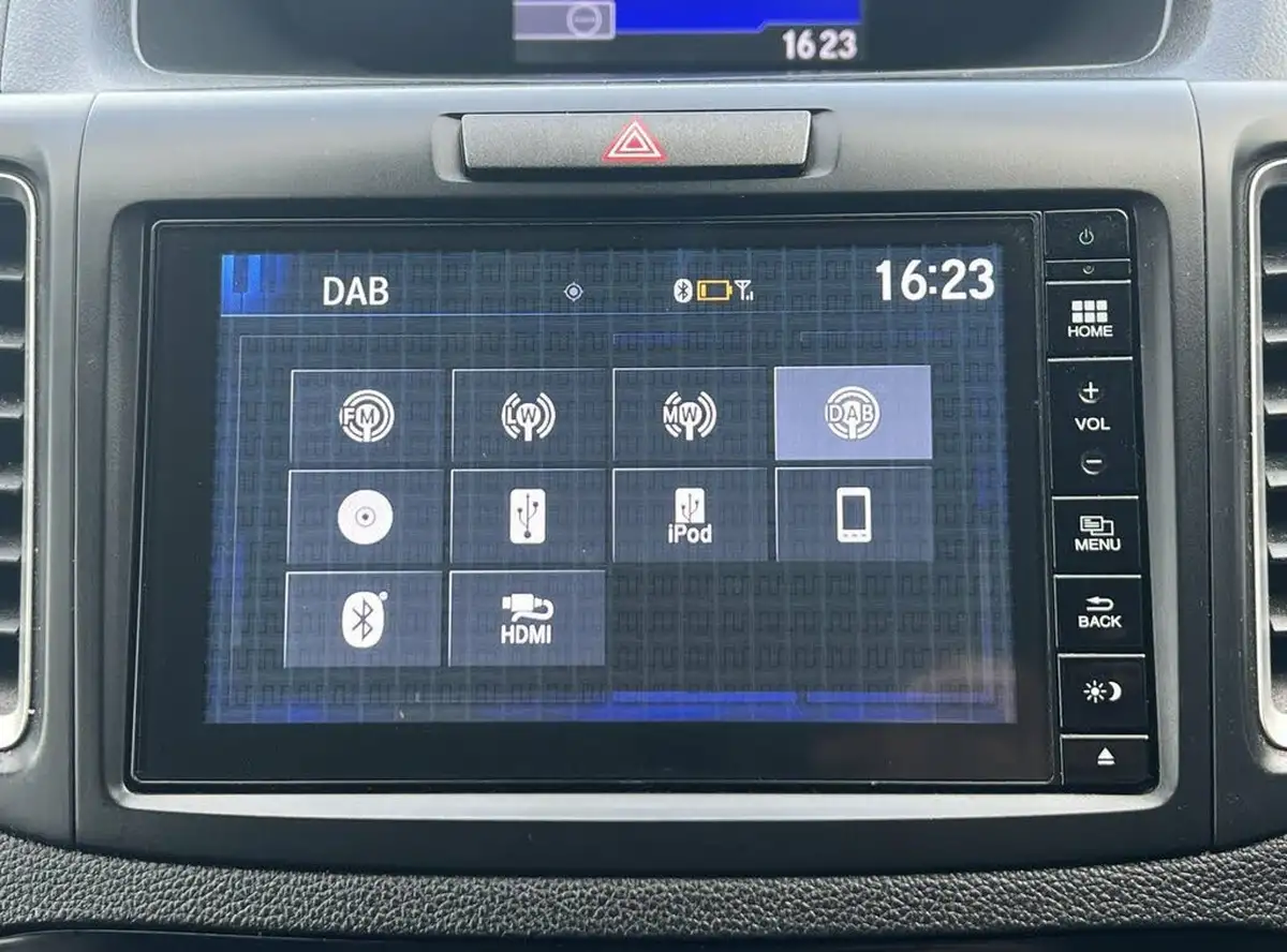 2016-honda-cr-v-16i-dtec-sr-120ps-2wdss-big-42