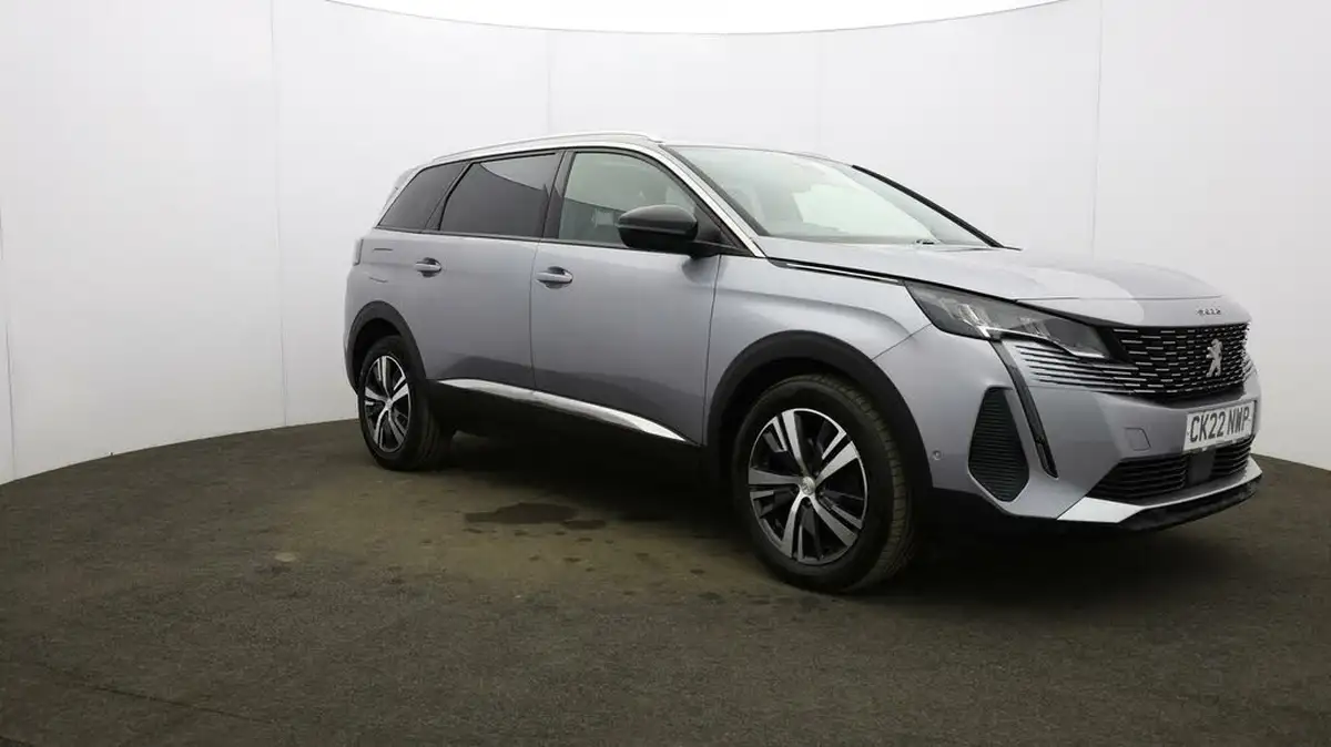 2022-peugeot-5008-suv-12-puretech-allure-premium-big-40