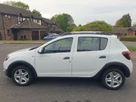 2015-dacia-sandero-stepway-15d-laureate-small-9