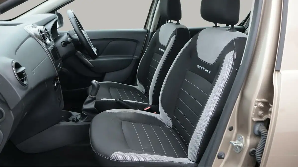 2020-dacia-sandero-stepway-09-tce-comfort-big-14