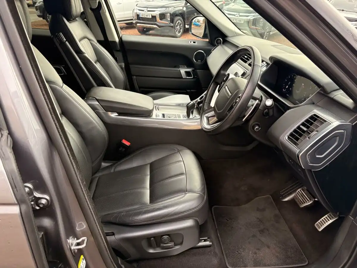 2021-land-rover-range-rover-sport-30-d300-hse-dynamic-big-23