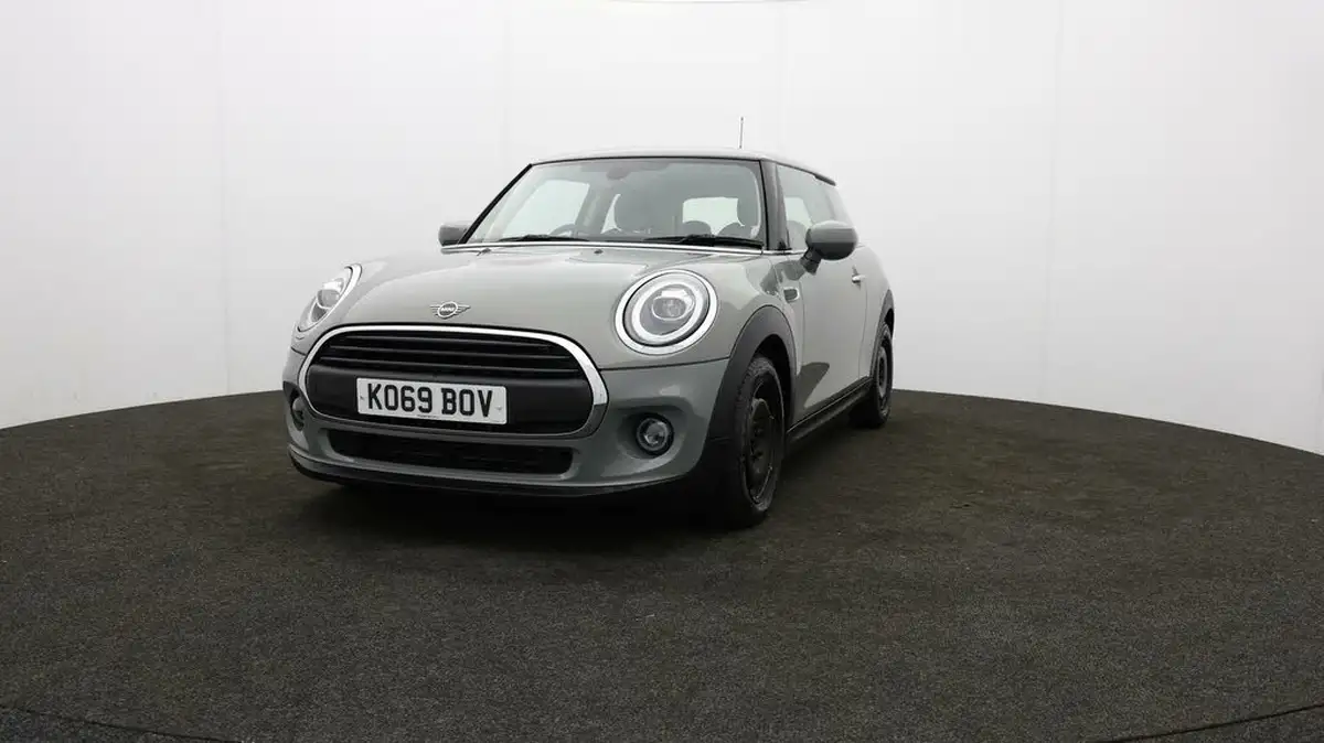 2020-mini-cooper-15-one-classic-3d-big-48