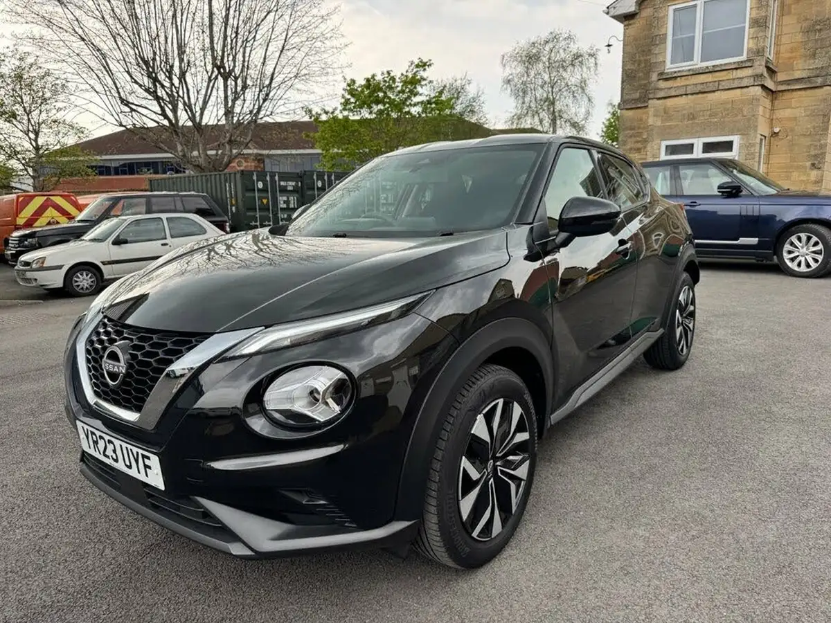 2023-nissan-juke-10-dig-t-acenta-big-2