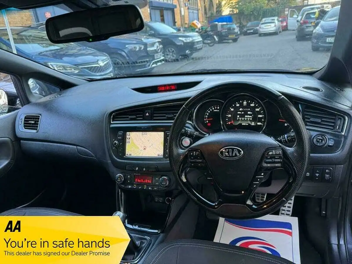 2017-kia-ceed-10-t-gdi-gt-line-hatchback-big-6