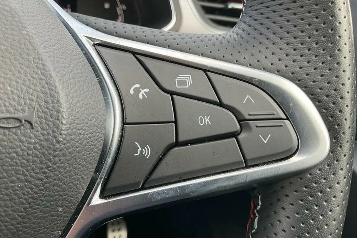 2022-renault-captur-16-rs-line-145ps-rs-line-e-tech-hybrid-big-32