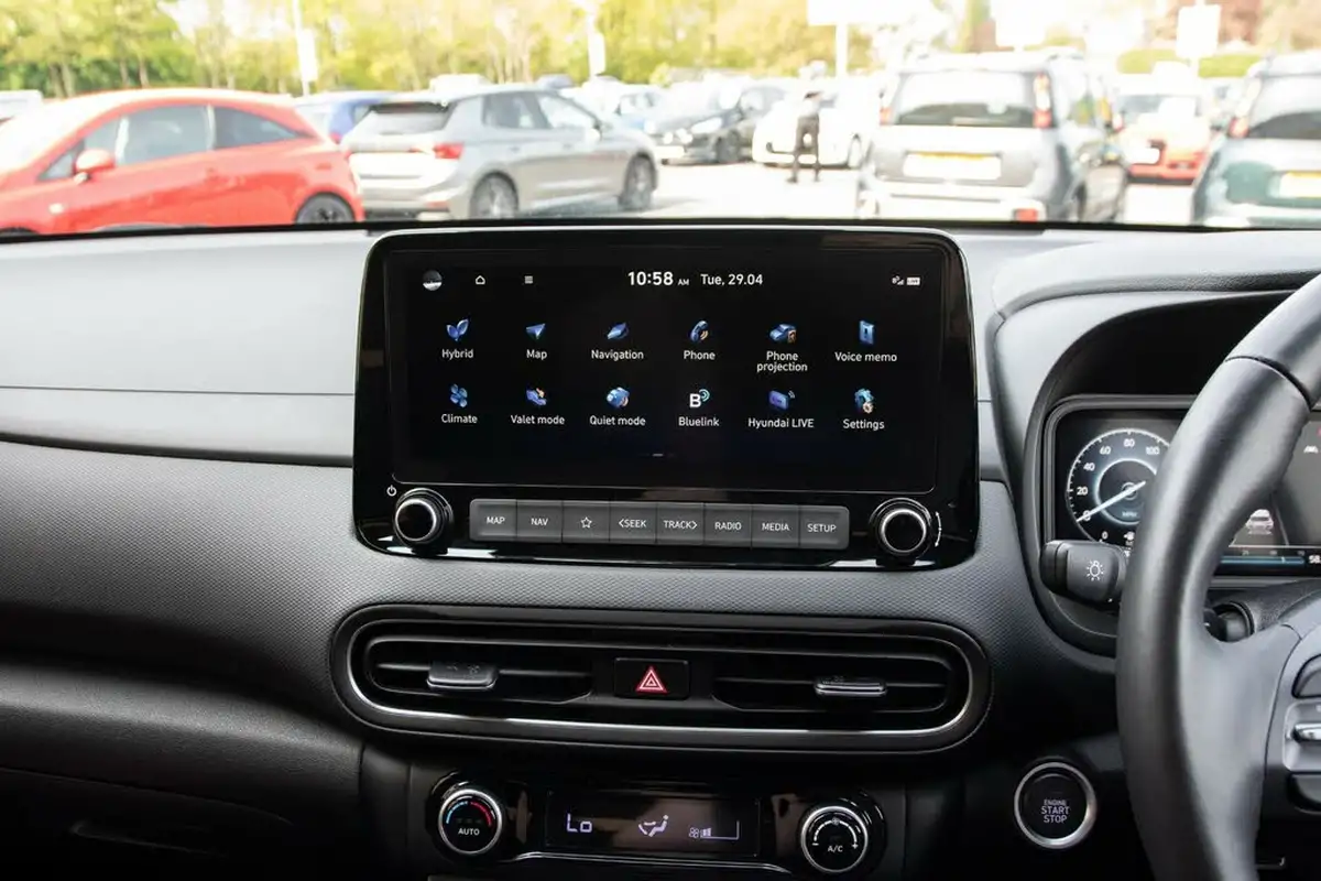 2022-hyundai-kona-16-gdi-premium-big-21