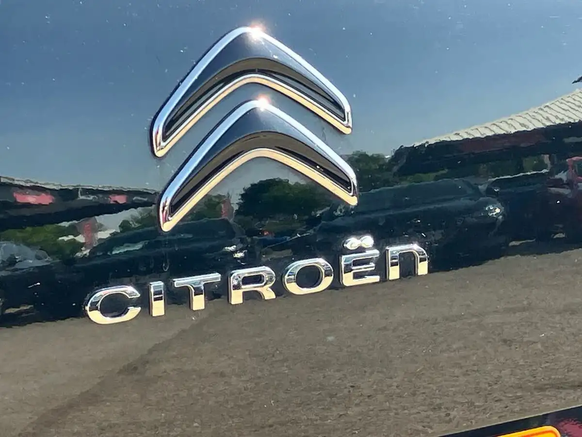 2022-citroen-c3-aircross-12-puretech-shine-110ps-big-20