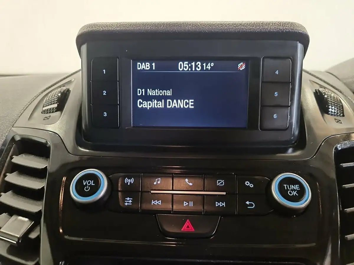 2020-ford-transit-connect-15-ecoblue-l2-240-limited-big-11