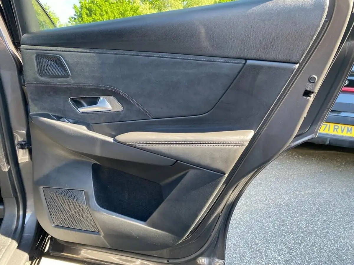 2021-ds-ds-7-crossback-16-puretech-performance-line-225ps-big-37