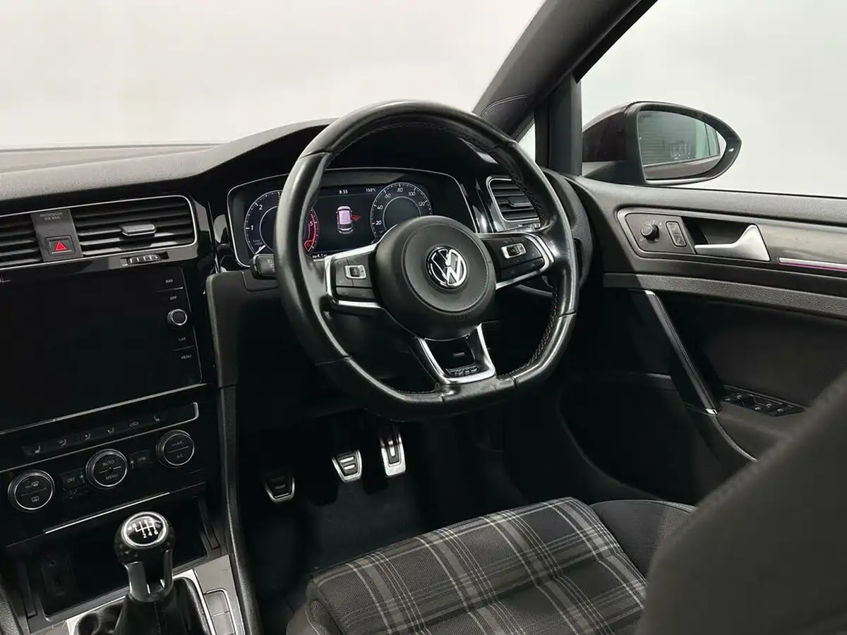 2017-volkswagen-golf-20tdi-gtd-ss-hatchback-5d-big-9