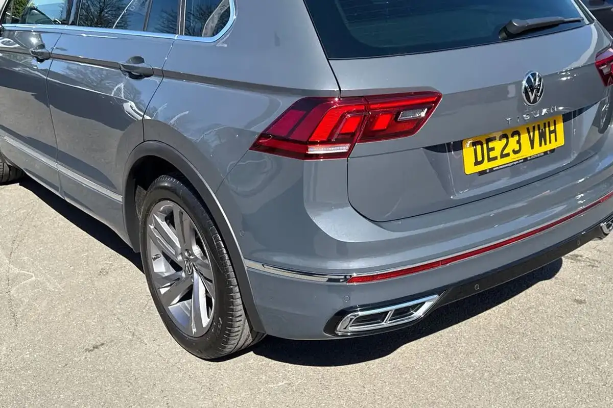 2023-volkswagen-tiguan-15-tsi-r-line-edition-big-7