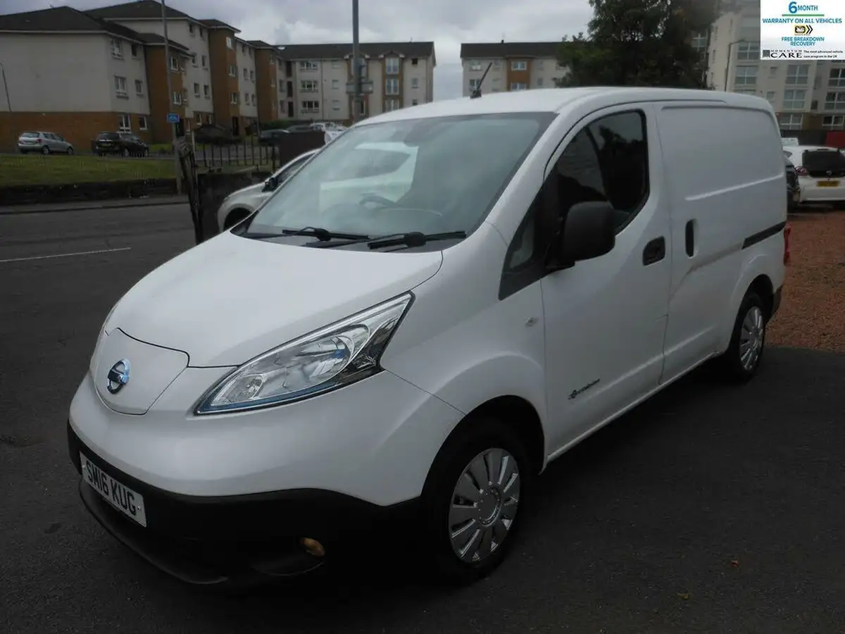 2016-nissan-env200-e-acenta-rapid-plus-panel-van-big-3