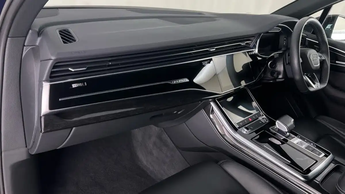 2022-audi-q7-30-55-tfsi-black-edition-big-1