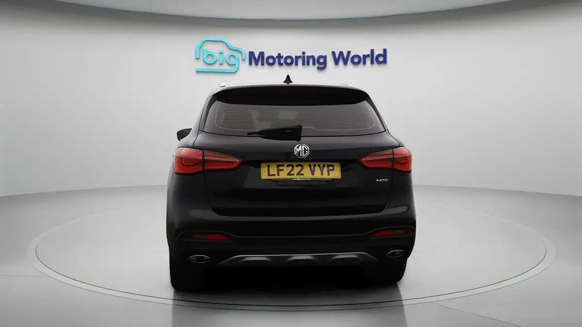2022-mg-hs-15t-gdi-exclusive-162ps-dct-big-6
