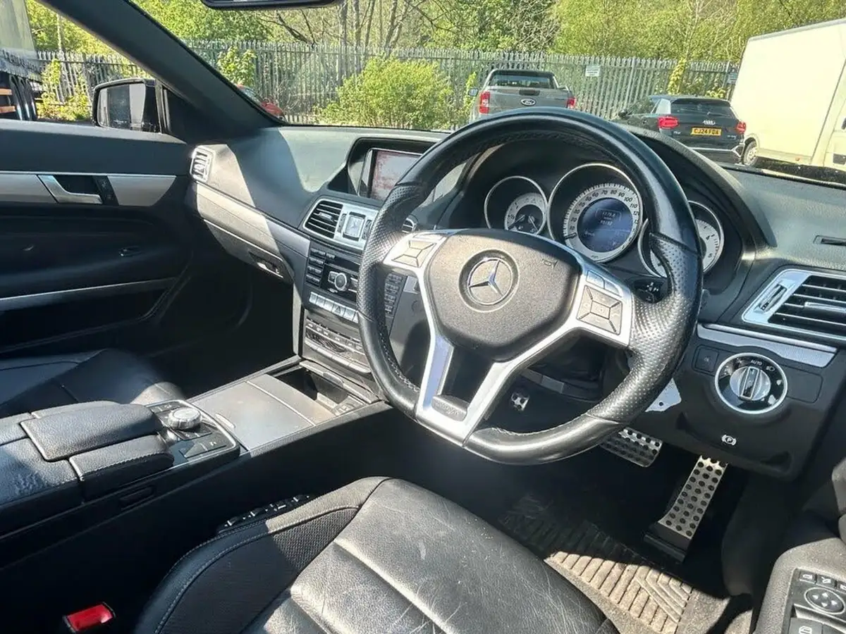 2015-mercedes-benz-e-class-21td-e220-amg-line-175bhp-cabriolet-2d-big-13