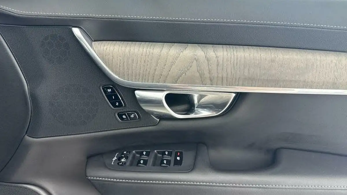 2021-volvo-s90-20-t8-inscription-455bhp-big-18