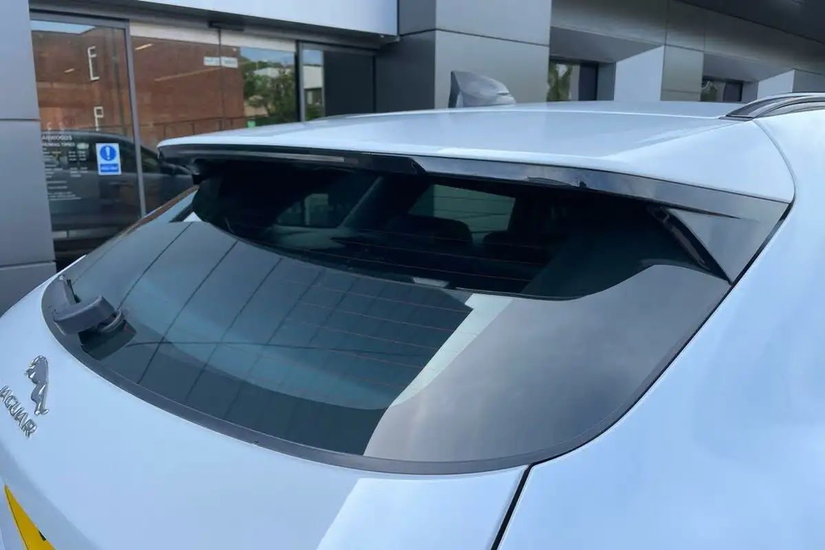 2019-jaguar-f-pace-30td-300-sport-big-21