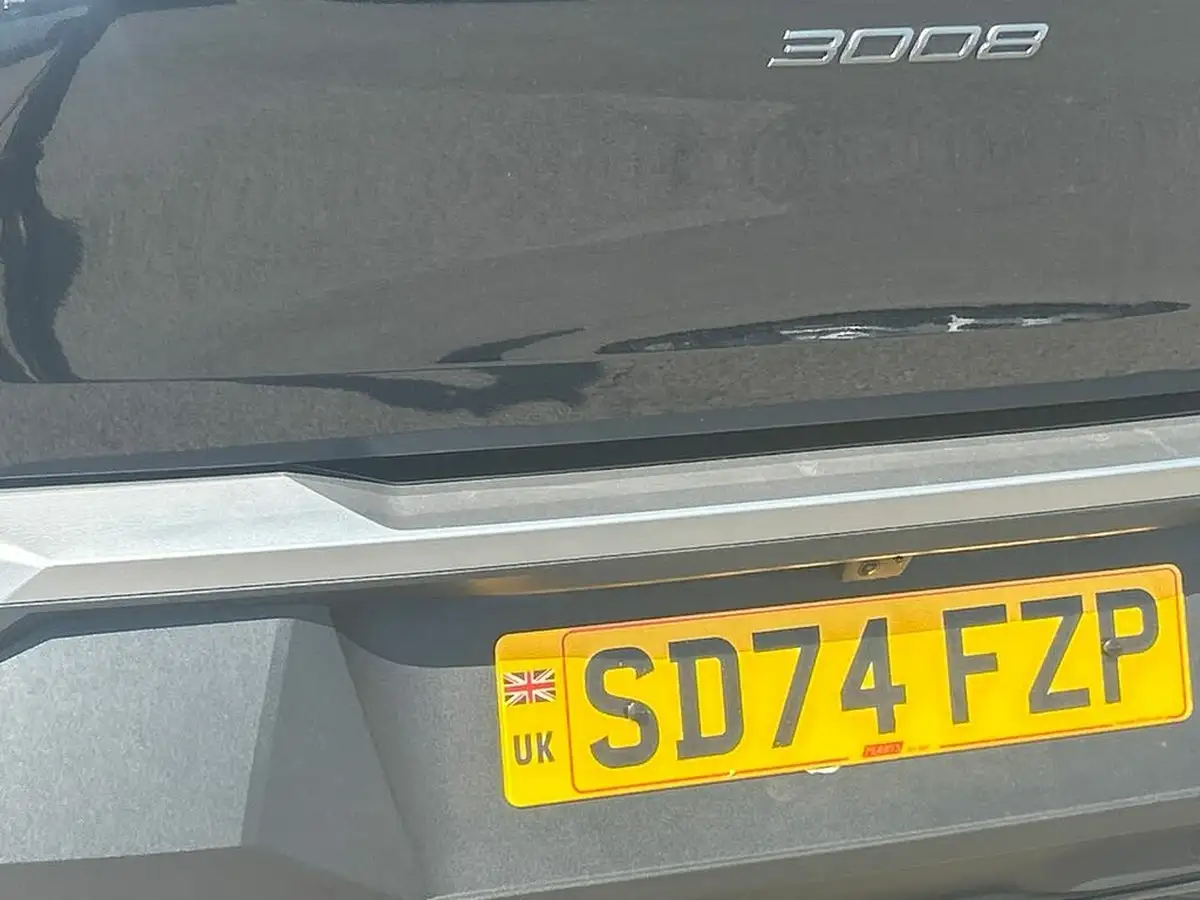 2024-peugeot-3008-suv-12-puretech-gt-136ps-hybrid-e-dsc6-big-29