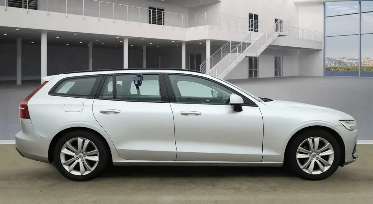 2018-volvo-v60-20td-d3-momentum-big-7