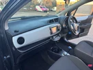 2014-toyota-yaris-15-vvt-i-icon-hybrid-small-23