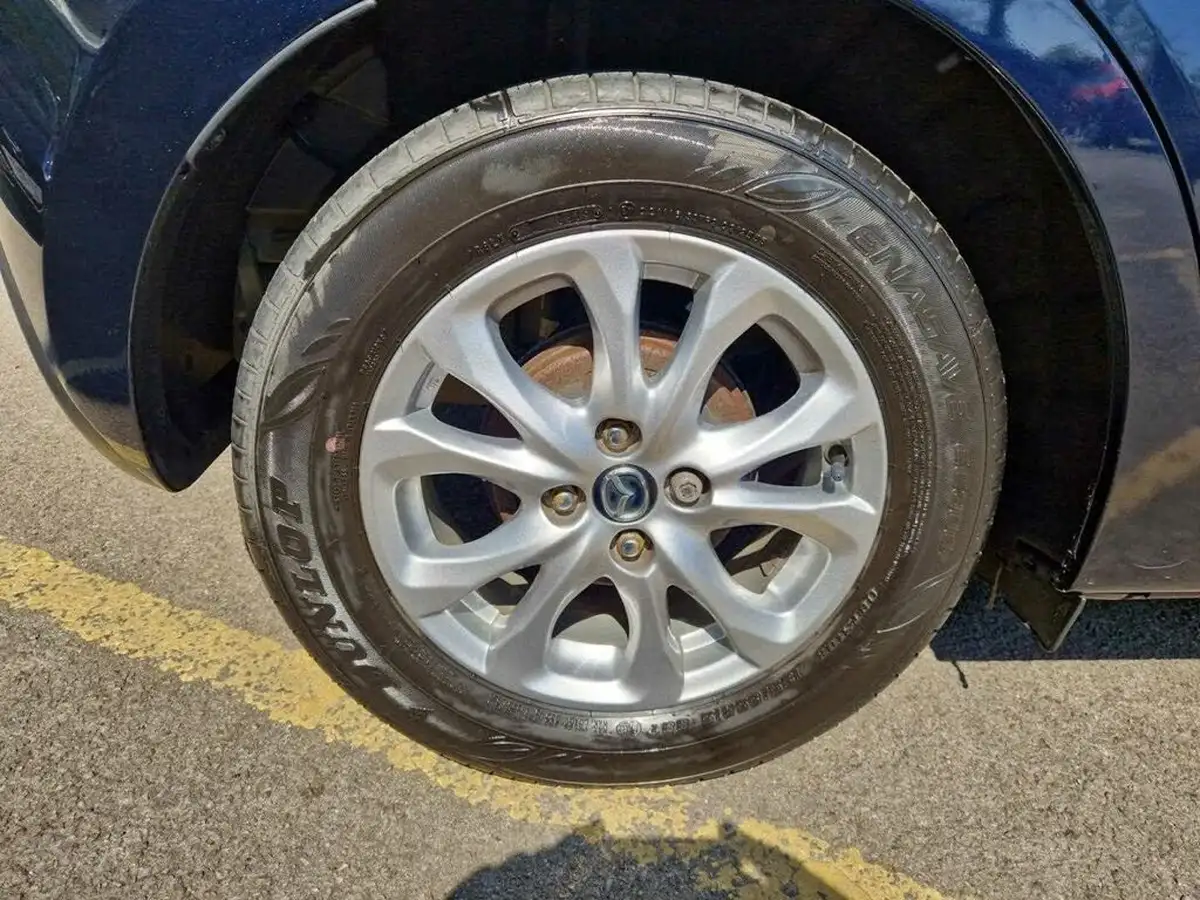 2019-mazda-mazda2-15-se-l-nav-big-23