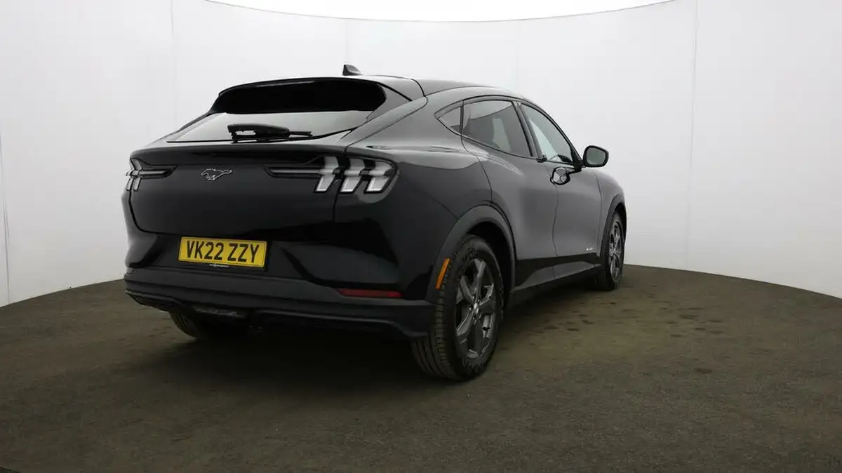 2022-ford-mustang-mach-e-e-standard-range-big-51