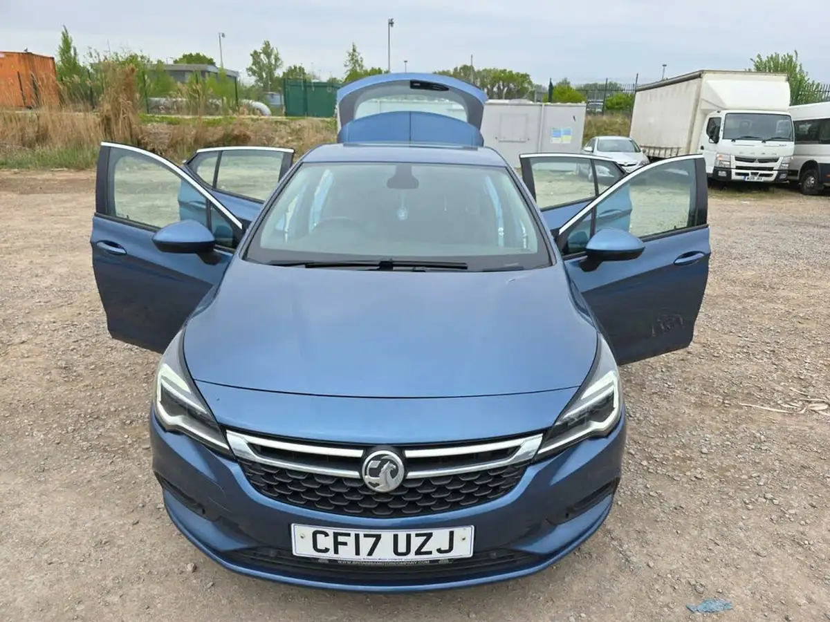 2017-vauxhall-astra-14i-16v-turbo-elite-150ps-ss-hatchback-auto-big-6