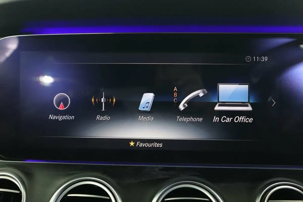 2019-mercedes-benz-e-class-20d-e220d-amg-line-night-edition-premium-plus-saloon-4d-big-38