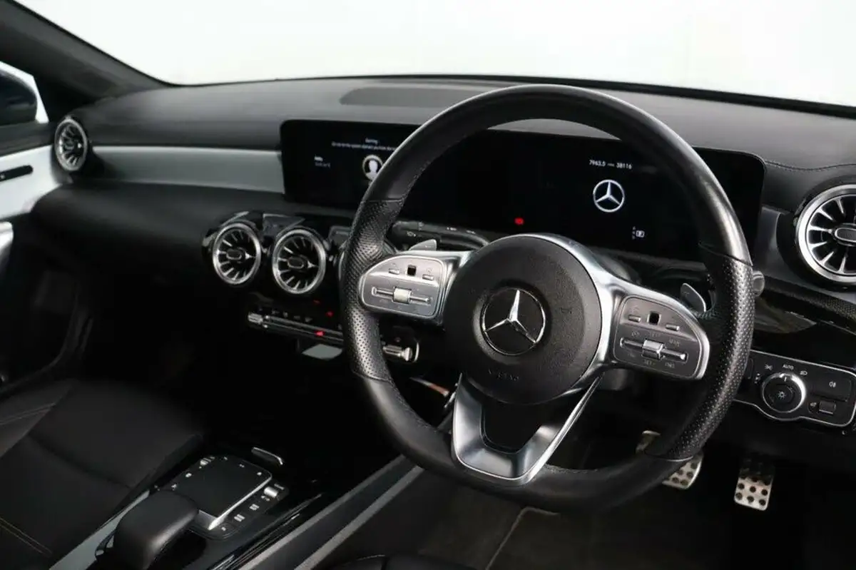 2022-mercedes-benz-cla-13-cla-200-amg-line-premium-plus-coupe-4d-big-23