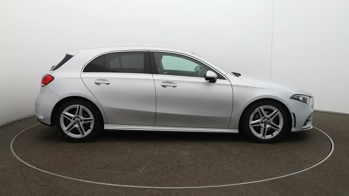 2020-mercedes-benz-a-class-13-a200-amg-line-executive-hatchback-5d-7g-dct-big-41