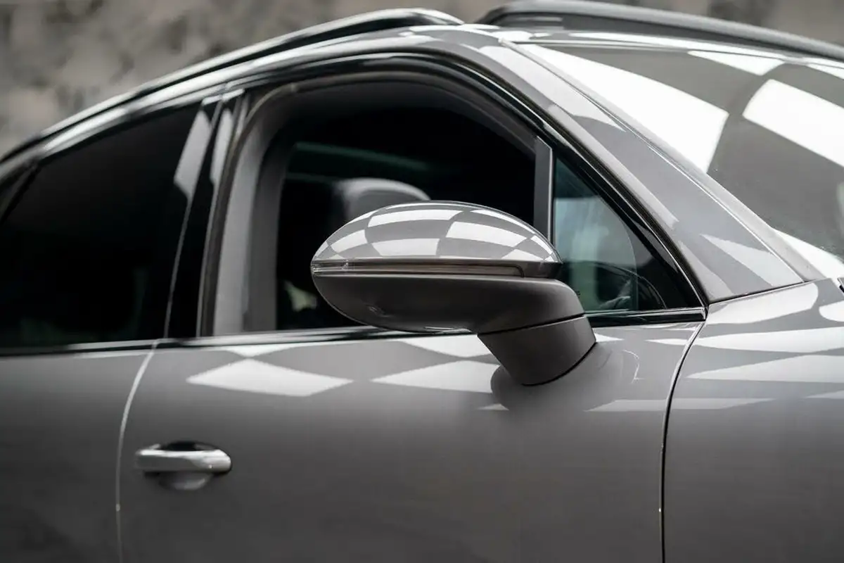 2019-porsche-cayenne-30-v6-coupe-big-45