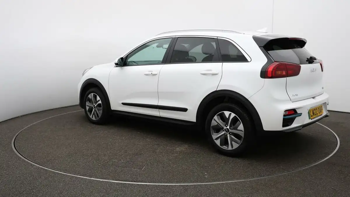 2022-kia-niro-ev-e-2-big-54