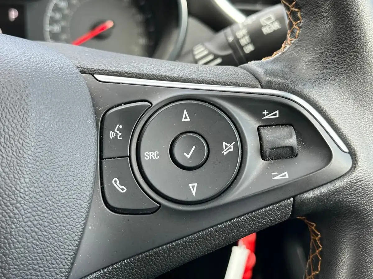 2020-vauxhall-crossland-x-12-elite-nav-130ps-turbo-auto-big-24