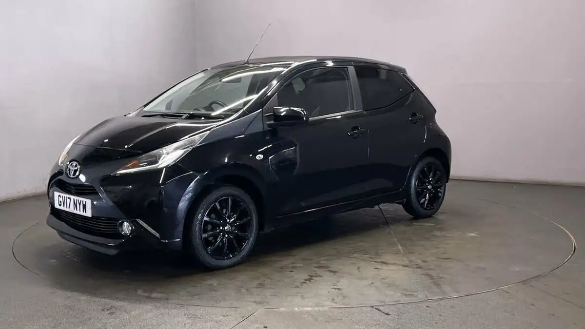 2017-toyota-aygo-10-vvt-i-x-style-71bhp-big-3