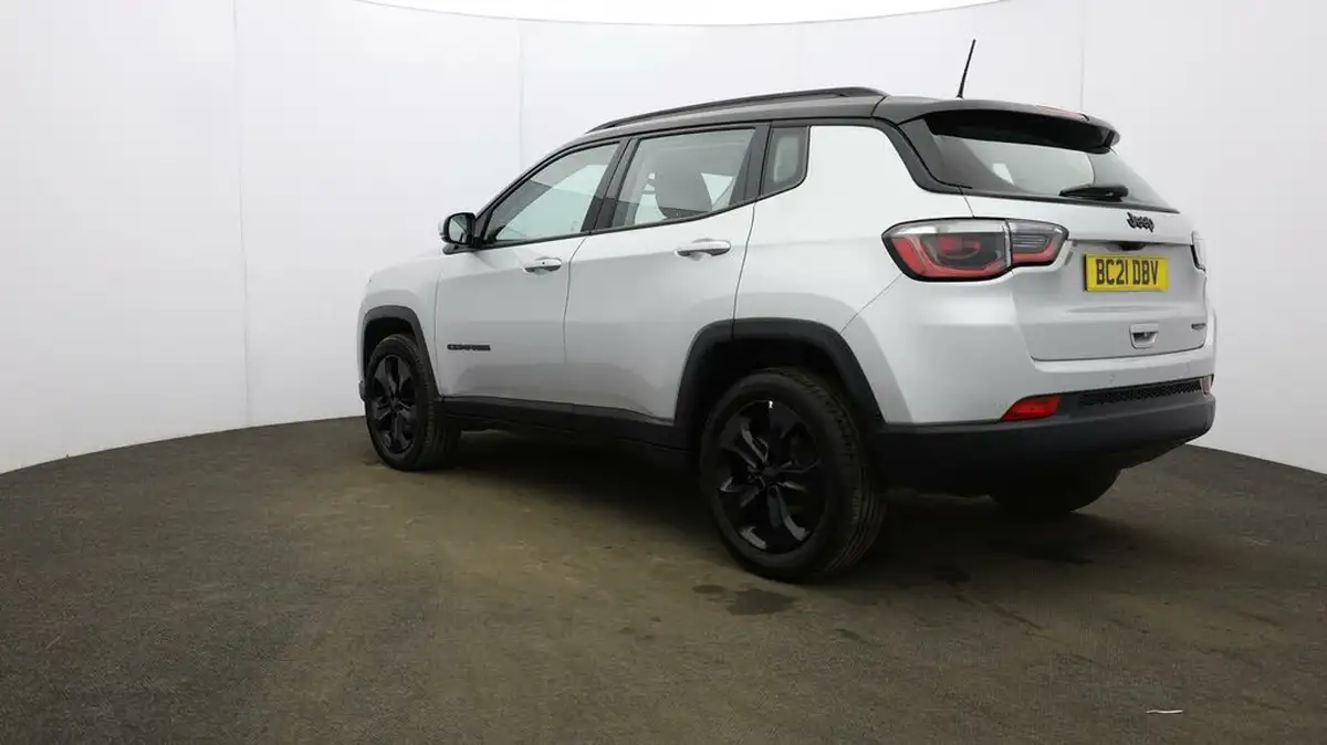 2021-jeep-compass-14-multiair-ii-night-eagle-big-46