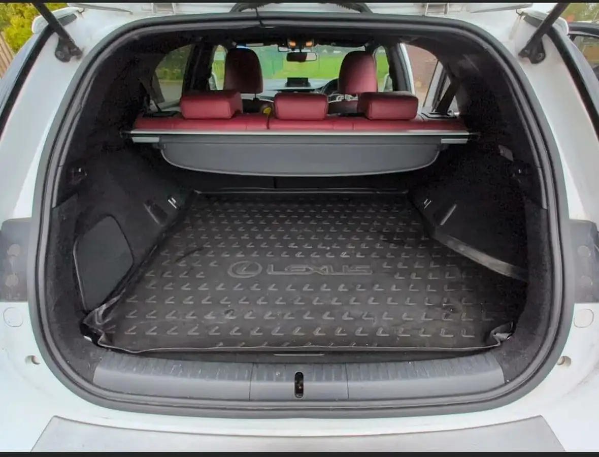 2016-lexus-ct-200h-18-f-sport-big-8